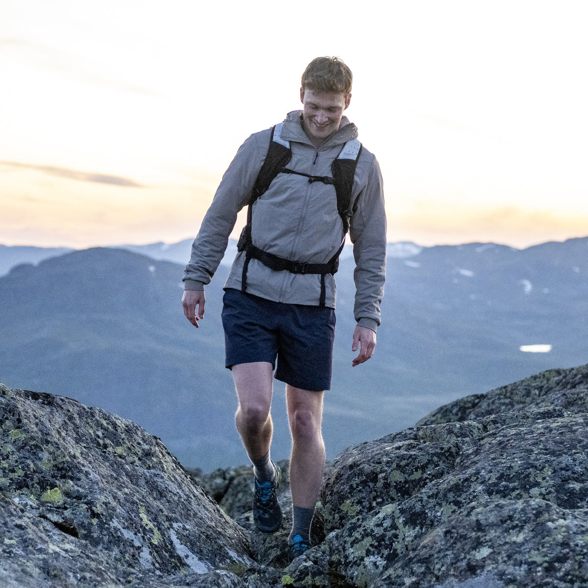 Bergans Holo Insulated Hood Jacket Men Rock Taupe