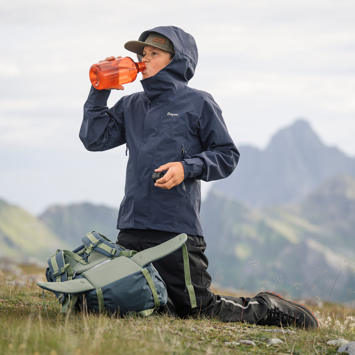Bergans Junior 3L Shell Jacket Navy Blue