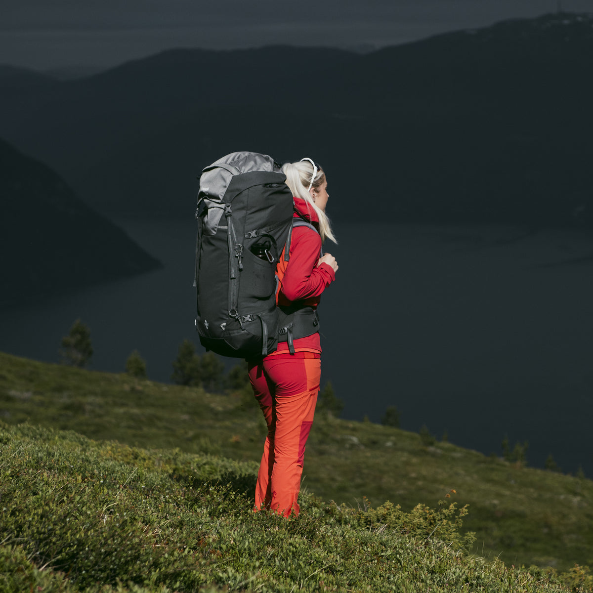 Bergans Trollhetta V5 W 75 Solid Dark Grey/Solid Grey