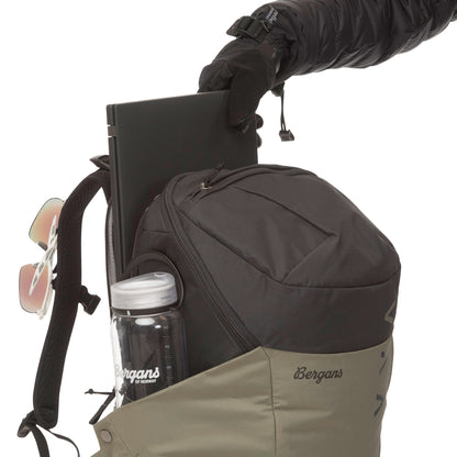 Bergans Vaagaa Daypack 26 M/L Black/Dark Shadow Grey
